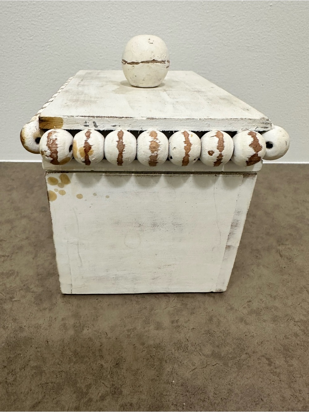 Mud Pie White Beaded Recipe Box White-Washed Beaded Mango Wood 7.5 x 4.5 x 5 - Picture 7 of 10